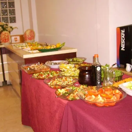 Elis Hotel